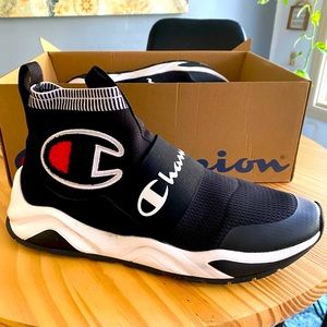 Men's Black Champion Rally
Pro Sneakers